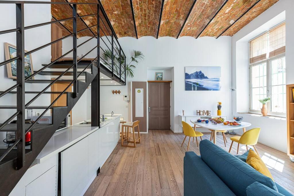 Gubernatis - Beautiful Duplex With Terrace Διαμέρισμα Νίκαια Εξωτερικό φωτογραφία