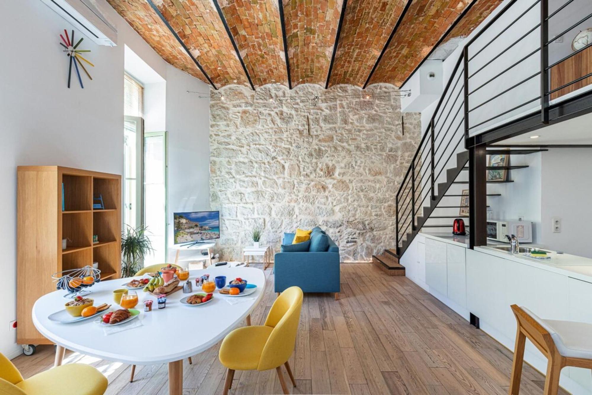 Gubernatis - Beautiful Duplex With Terrace Διαμέρισμα Νίκαια Εξωτερικό φωτογραφία